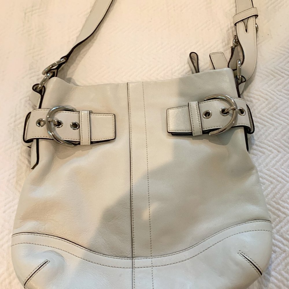 Coach Bag - Picture 2 of 7